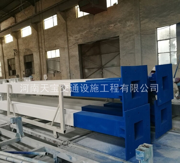 牡丹江景區(qū)指路標(biāo)志桿廠家|噴塑標(biāo)志桿加工|公路標(biāo)志桿生產(chǎn)廠家